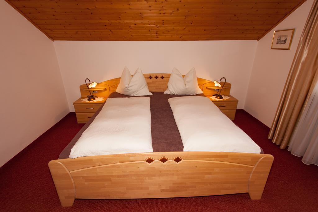 Oberlechnerhof Bed & Breakfast Rasun di Sopra Luaran gambar