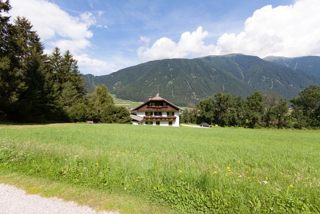 Oberlechnerhof Bed & Breakfast Rasun di Sopra Luaran gambar