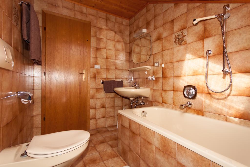 Oberlechnerhof Bed & Breakfast Rasun di Sopra Luaran gambar