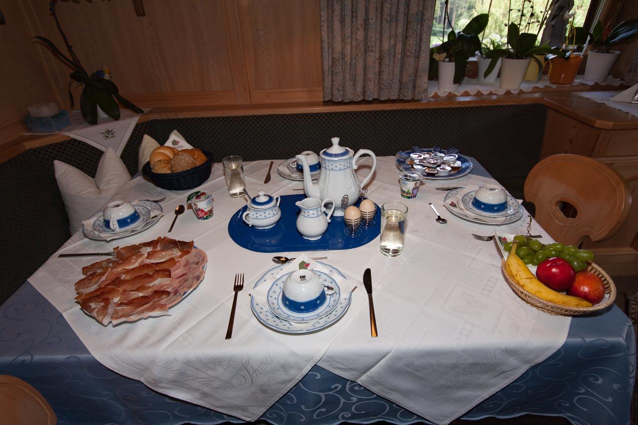 Oberlechnerhof Bed & Breakfast Rasun di Sopra Luaran gambar